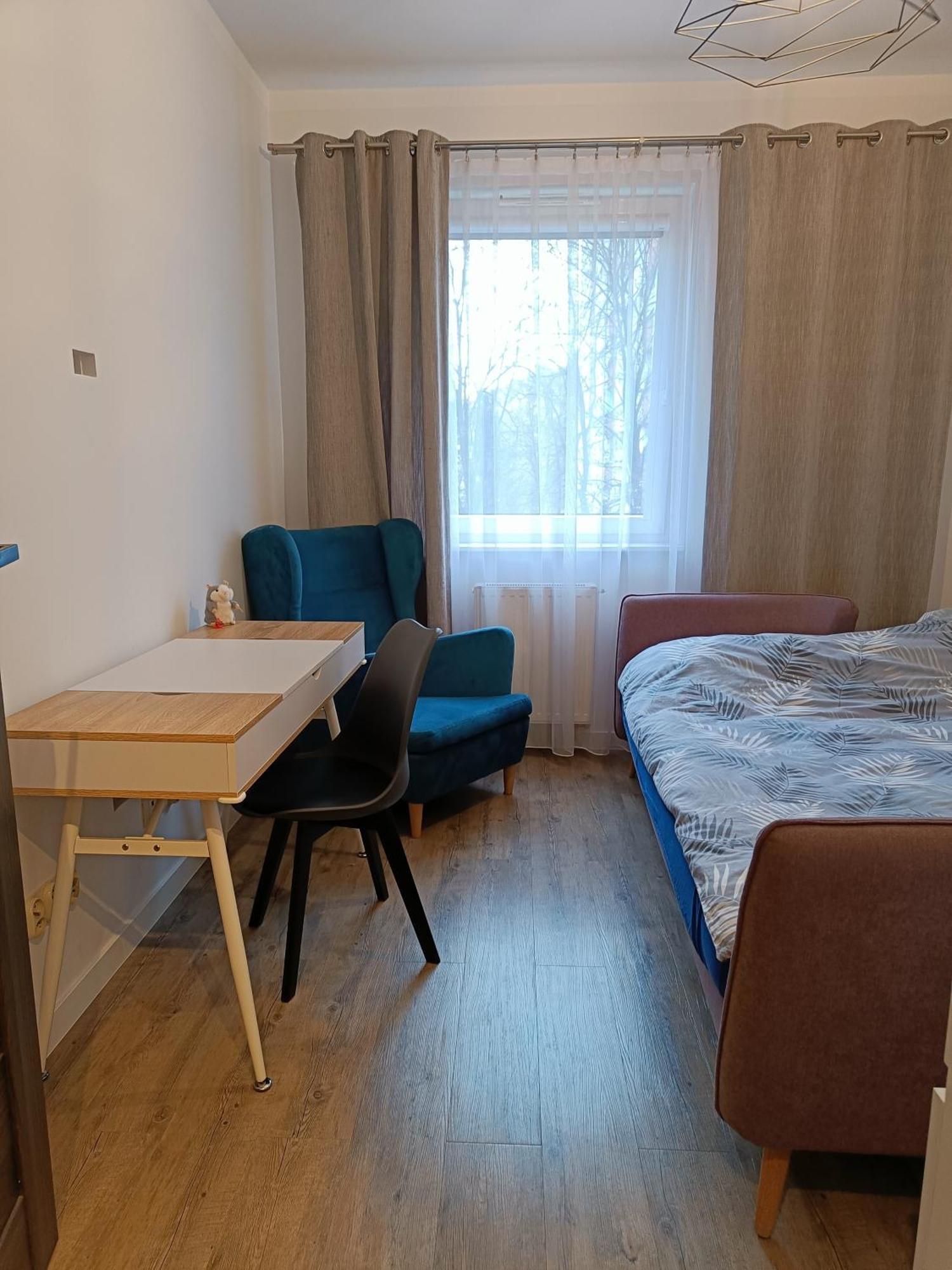 Uroczy Apartament z Garażem Kraków Zewnętrze zdjęcie